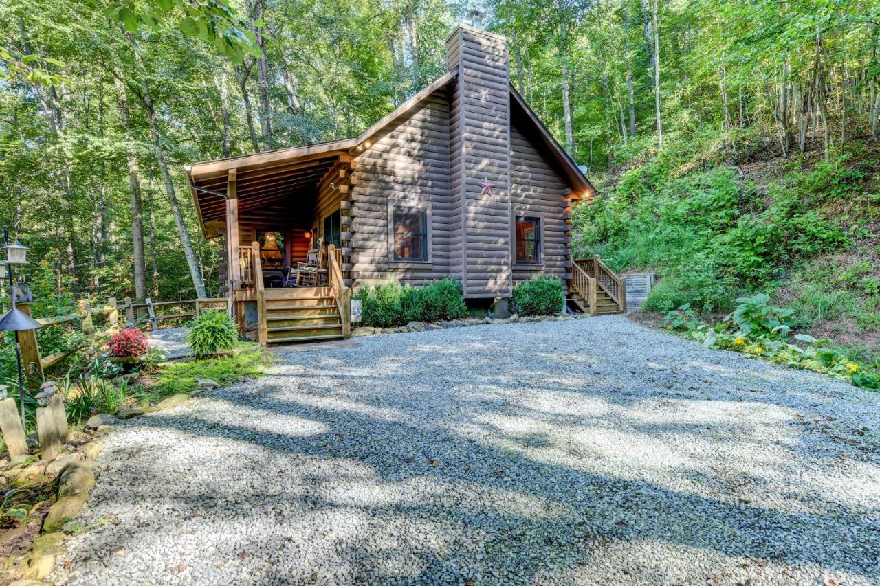 Waynesville Cabin With Covered Deck And Fire Pit! Lake Junaluska Luaran gambar